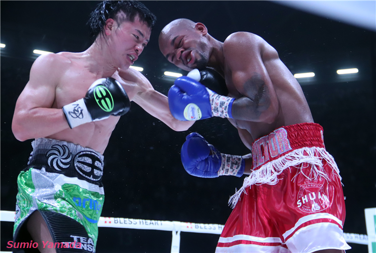 Tenshin Nasukawavs Victor Santillan