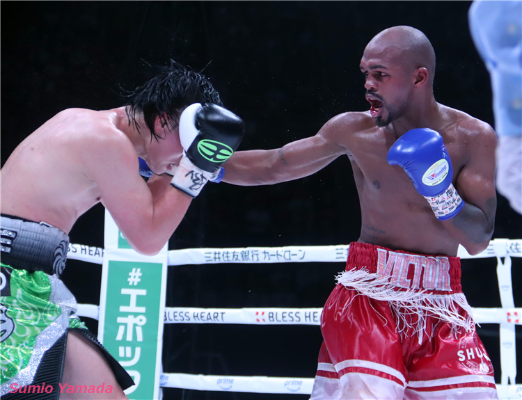 Tenshin Nasukawavs Victor Santillan