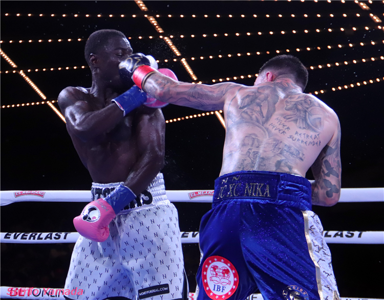 Richardson Hitchins vs. George Kambosos Jr