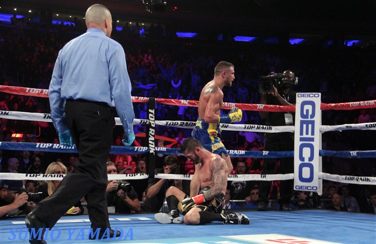 Vasyl Lomachenko vs Jorge Linares