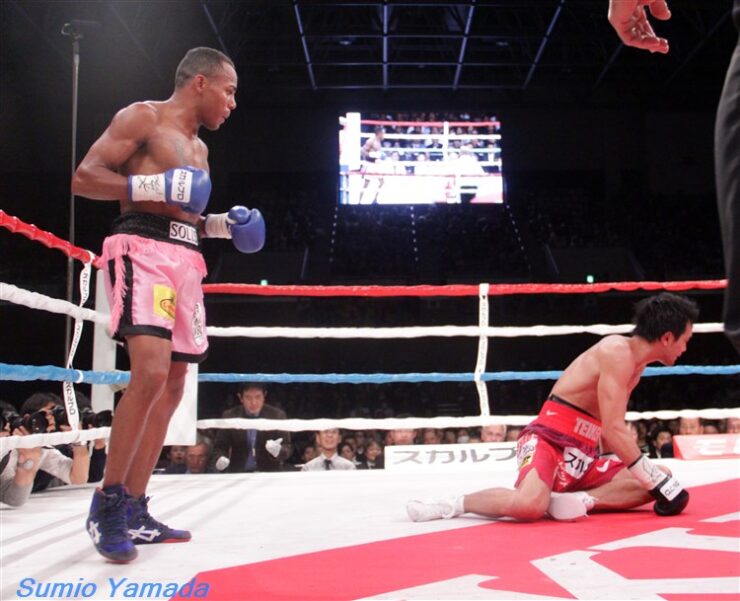 Liborio Solis vs. Shinsuke Yamanaka