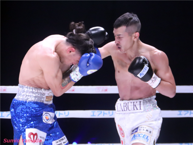 Masamichi Yabuki vs. Felix Alvarado