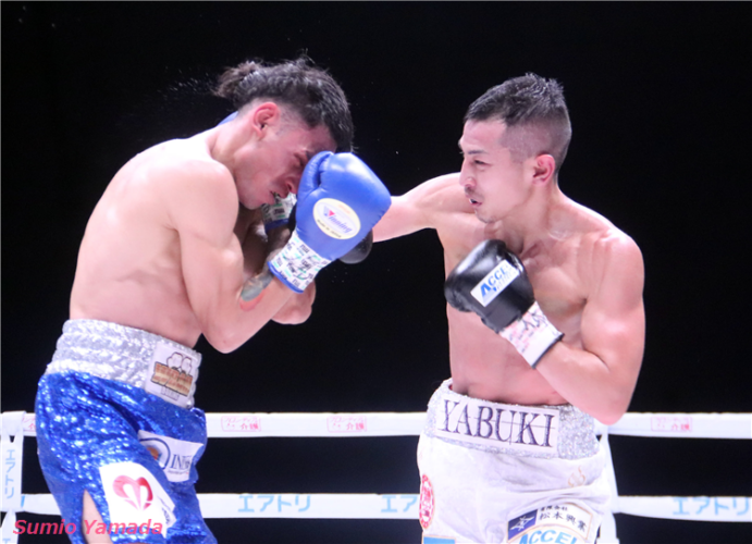 Masamichi Yabuki vs. Felix Alvarado