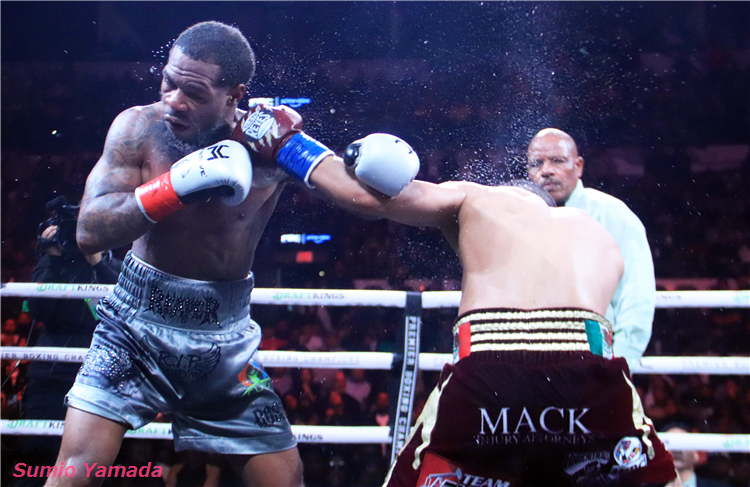Isaac Cruz vs. Lamont Roach