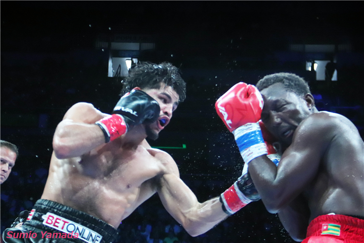 Xander Zayas vs. Abass Baraou