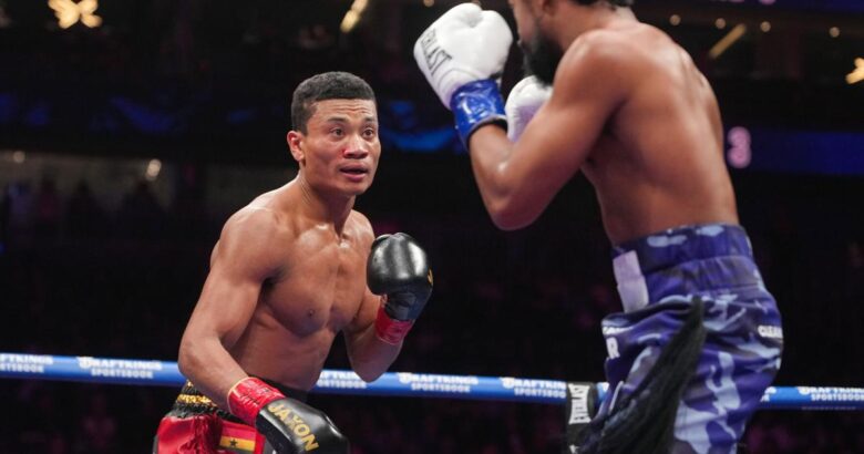 Andy Hiraoka vs. Gary Antuanne Russell