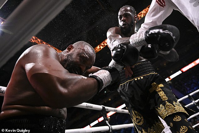 Deontay Wild vs. Derek Chisora