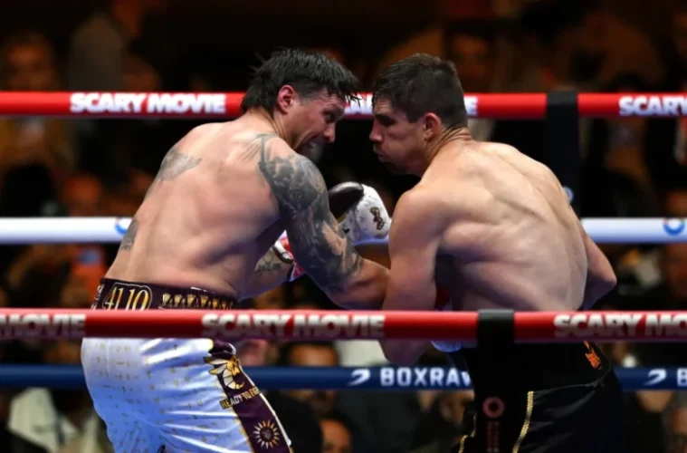 Oleksandr Usyk vs. Rico Verhoeven
