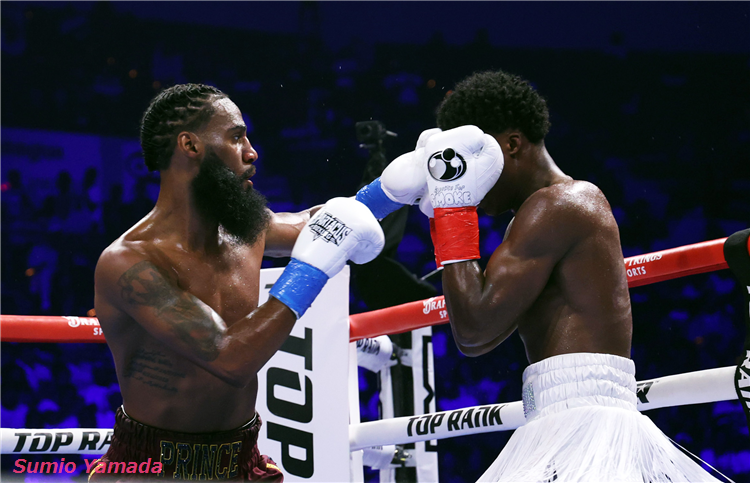 Abdullah Mason vs. Albert Bell 