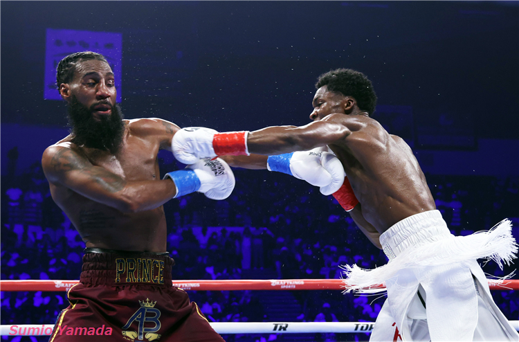 Abdullah Mason vs. Albert Bell 